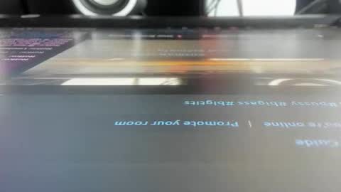 lunahernandezrs online show from October 2025 10:01:01 PM