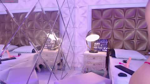 Snapshot of lunajohns chatting on April 2026 12:34:02 PM Luna online show from April 2026 12:34:02 PM