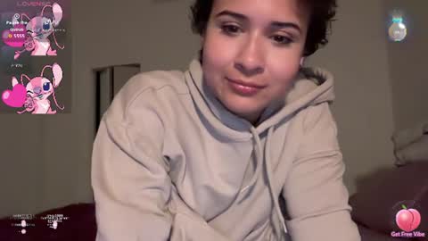 Snapshot of lunaloopzz chatting on June 2026 02:09:01 AM lunaloopzz online show from June 2026 02:09:01 AM