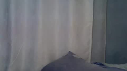 lunalove22_ online show from October 2025 05:55:02 PM