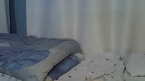 lunalove22_ online show from January 2026 07:11:01 PM