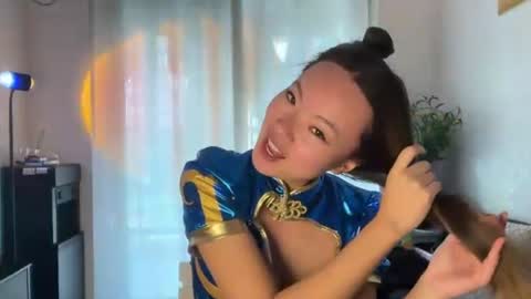Snapshot of lunalovesuuuuu chatting on July 2026 12:57:02 AM Luna online show from July 2026 12:57:02 AM