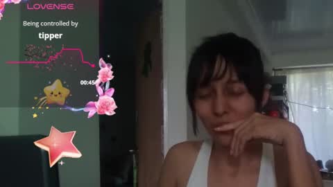 Snapshot of lunamoon_17 chatting on December 2024 08:39:02 PM LUNA online show from December 2024 08:39:02 PM