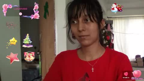 Snapshot of lunamoon_17 chatting on December 2024 06:09:02 PM LUNA online show from December 2024 06:09:02 PM