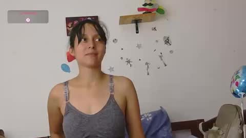 Snapshot of lunamoon_17 chatting on September 2025 04:40:01 PM LUNA online show from September 2025 04:40:01 PM