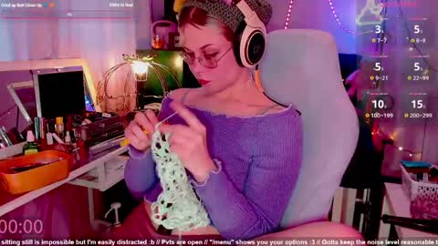 Snapshot of lunaoddity chatting on April 2026 05:53:02 PM Luna online show from April 2026 05:53:02 PM