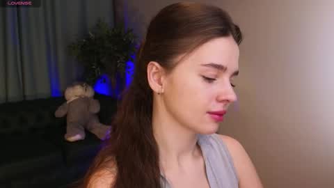 Snapshot of lunaolivia_ chatting on February 2026 12:52:02 PM lunaolivia_ online show from February 2026 12:52:02 PM