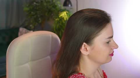 Snapshot of lunaolivia_ chatting on April 2026 01:04:01 PM lunaolivia_ online show from April 2026 01:04:01 PM