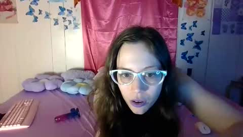 Snapshot of lunaquinn45 chatting on October 2025 11:34:01 PM lunaquinn45 online show from October 2025 11:34:01 PM