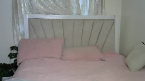 Snapshot of lunar_chocolate000 chatting on February 2026 05:49:02 AM Smiley online show from February 2026 05:49:02 AM