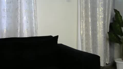 Snapshot of lunar_chocolate000 chatting on June 2026 12:40:01 PM Smiley online show from June 2026 12:40:01 PM