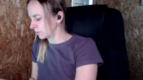 Luna online show from March 2026 10:45:02 AM