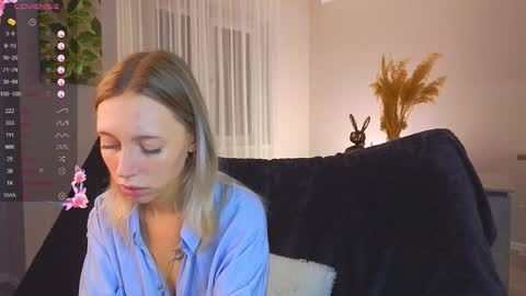 Kelly online show from November 2025 02:39:01 PM