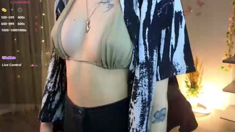 Kelly online show from January 2026 02:43:02 PM