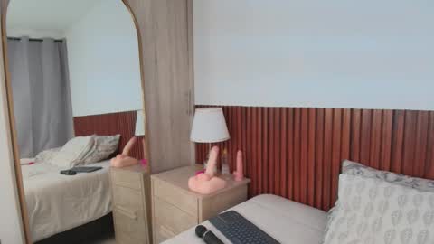 Luna Rousse online show from February 2026 10:31:01 PM