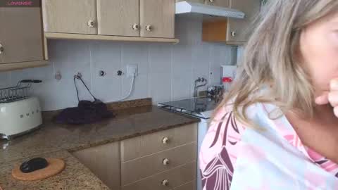 Snapshot of lunary_mix chatting on March 2025 03:05:01 PM Luna online show from March 2025 03:05:01 PM