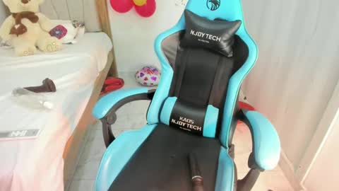 luna online show from February 2025 10:32:02 PM