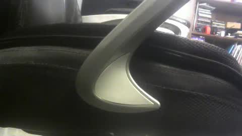 Snapshot of lunatica12 chatting on March 2025 02:50:01 AM lunatica12 online show from March 2025 02:50:01 AM