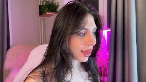 Luna online show from February 2026 03:28:02 AM