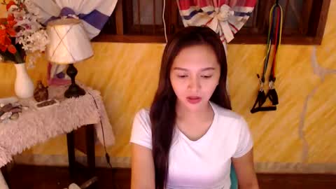 Snapshot of lunawinks_ chatting on March 2026 05:01:02 PM lunawinks_ online show from March 2026 05:01:02 PM