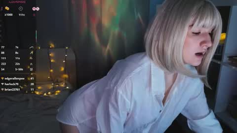 Snapshot of lunaxloverx chatting on November 2025 11:43:02 AM LunaXLoverx online show from November 2025 11:43:02 AM