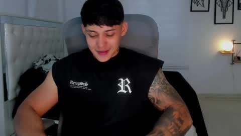 Snapshot of lunay_xtreemboy chatting on March 2026 10:36:01 PM Lunay online show from March 2026 10:36:01 PM