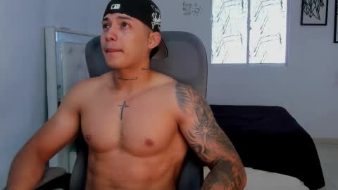 Snapshot of lunay_xtreemboy chatting on March 2026 03:59:02 PM Lunay online show from March 2026 03:59:02 PM