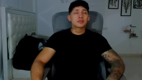 Snapshot of lunay_xtreemboy chatting on March 2026 01:22:02 AM Lunay online show from March 2026 01:22:02 AM