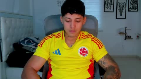 Snapshot of lunay_xtreemboy chatting on March 2026 06:09:02 PM Lunay online show from March 2026 06:09:02 PM