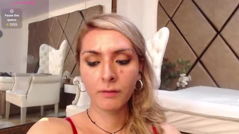 lunitadiva online show from February 2025 12:25:02 PM