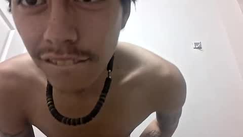 Snapshot of lunn10mcl chatting on November 2025 09:11:01 PM lunn10mcl online show from November 2025 09:11:01 PM