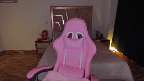 LUNA ROSE online show from April 2026 03:07:01 AM