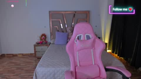 LUNA ROSE online show from April 2026 03:34:01 AM