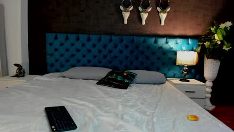 Snapshot of lunnamoretti chatting on April 2026 02:25:02 PM Luna online show from April 2026 02:25:02 PM