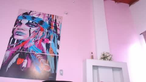 LunoxLili online show from February 2025 05:04:01 PM