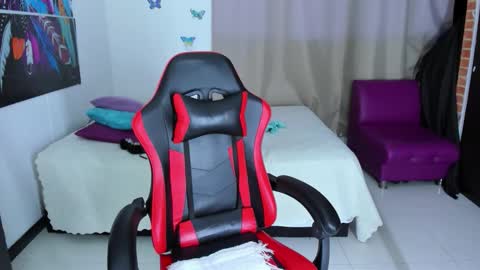 Snapshot of lunoox_ chatting on November 2025 03:49:02 AM LunoxLili online show from November 2025 03:49:02 AM