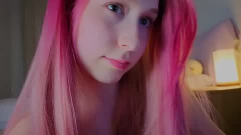 lunoria online show from July 2026 09:03:01 PM