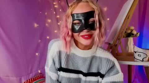 Snapshot of lunvision chatting on March 2026 03:34:01 PM My name Lun online show from March 2026 03:34:01 PM