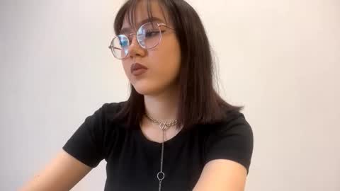 Snapshot of lupefaulker chatting on February 2026 01:12:02 PM Roxie online show from February 2026 01:12:02 PM