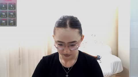 Roxie online show from June 2026 01:01:02 PM