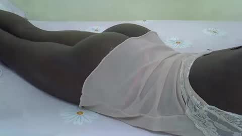 Snapshot of lupitah_ chatting on December 2024 12:15:01 PM sweet girl online show from December 2024 12:15:01 PM