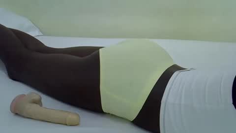 Snapshot of lupitah_ chatting on January 2025 11:56:01 PM sweet girl online show from January 2025 11:56:01 PM