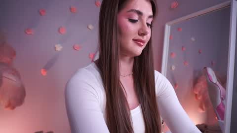 Snapshot of lureofeva_ chatting on April 2026 08:40:01 PM Eva Next stream - Friday 3pm-11pm EST online show from April 2026 08:40:01 PM