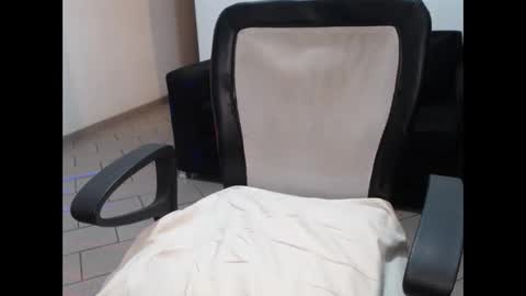 Snapshot of lusexyhot chatting on February 2025 03:04:01 AM lusexyhot online show from February 2025 03:04:01 AM