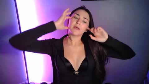 lushlolly online show from January 2025 06:33:01 AM