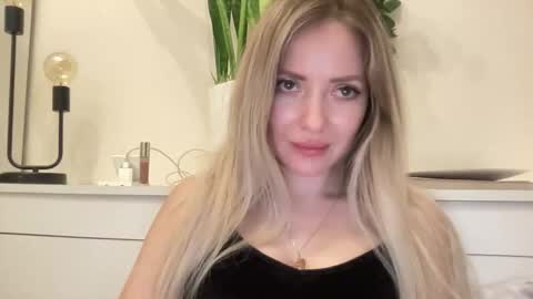 Snapshot of lusiluv chatting on April 2026 10:07:02 PM lusiluv online show from April 2026 10:07:02 PM