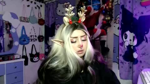 Snapshot of lussyevans_ chatting on December 2025 07:04:02 AM lussyevans_ online show from December 2025 07:04:02 AM