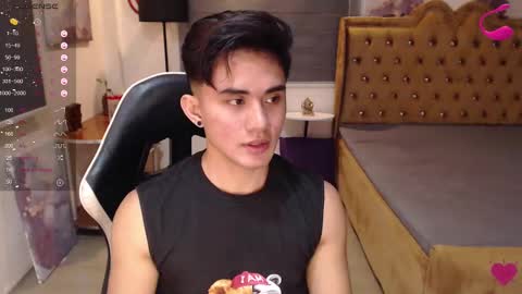 Snapshot of lustdesirex19 chatting on February 2025 02:37:01 PM David online show from February 2025 02:37:01 PM