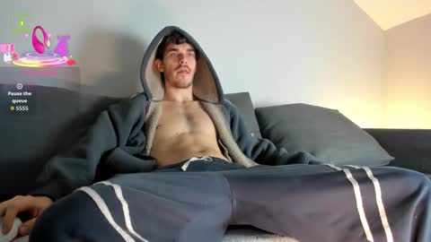 lustfullooking online show from November 2025 12:04:02 PM