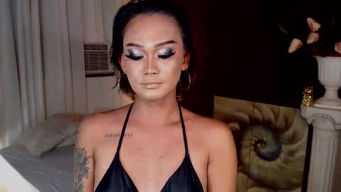 Snapshot of lustfulltrans chatting on March 2026 11:33:01 PM AdriannaFowks online show from March 2026 11:33:01 PM